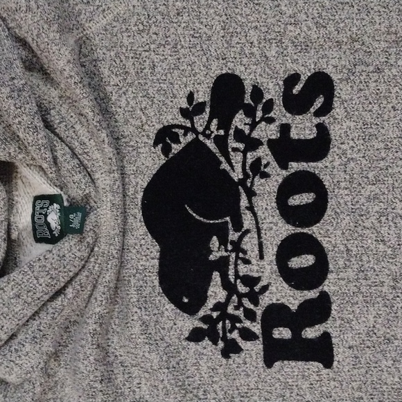Roots hoodie for youth - Picture 2 of 5